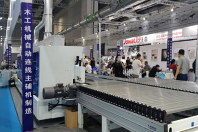 數控開料機主軸除銹怎么做
